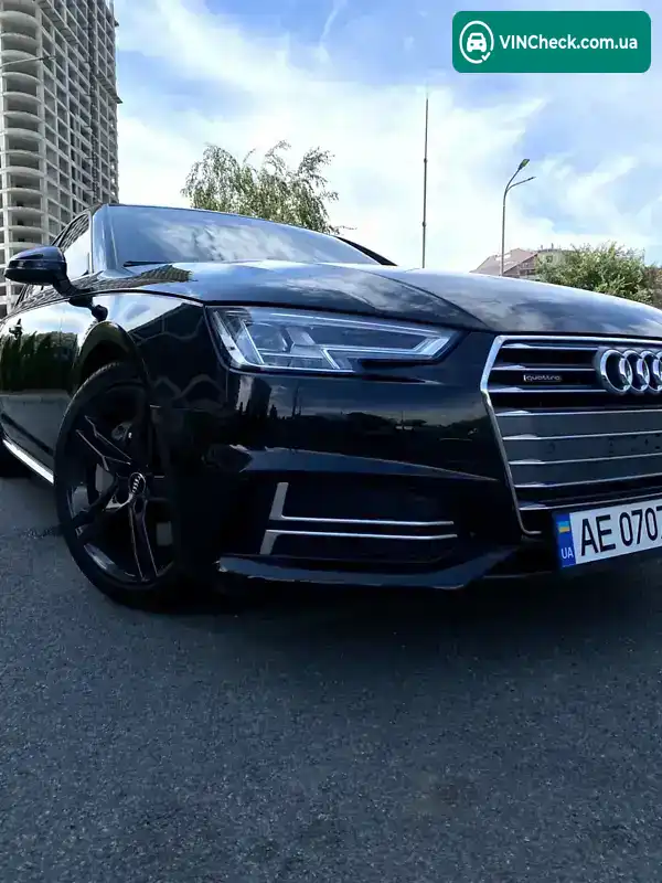 Audi A4 2017, фото з оголошення 2 з 9, VIN WAUENAF46JA085023