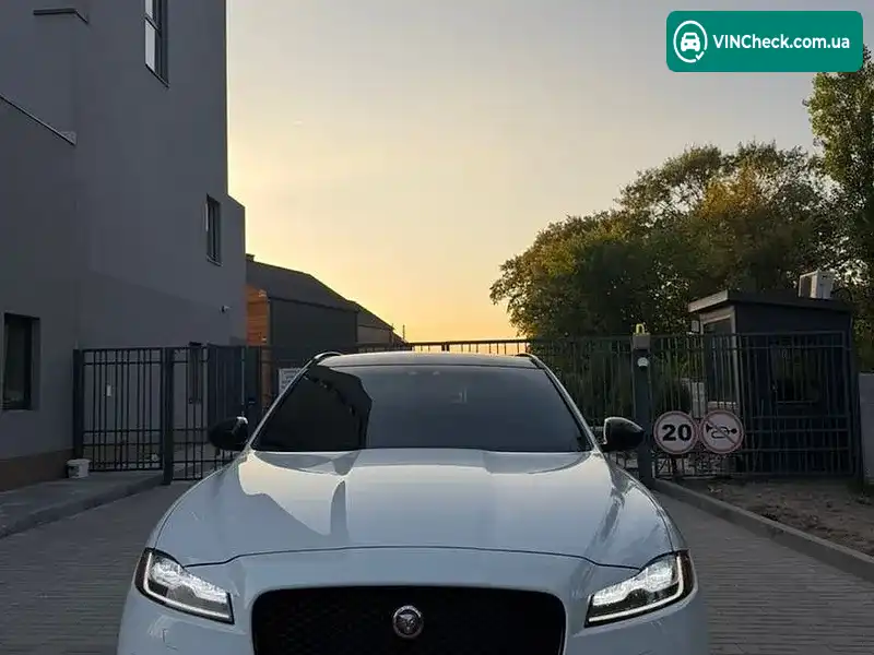 Jaguar F-Pace 2016, фото з оголошення 1 з 20, VIN SADCL2BV6HA059461