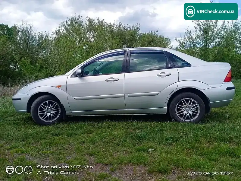 Ford Focus 2004, фото з оголошення 2 з 14, VIN WF0FXXWPDF4L26466