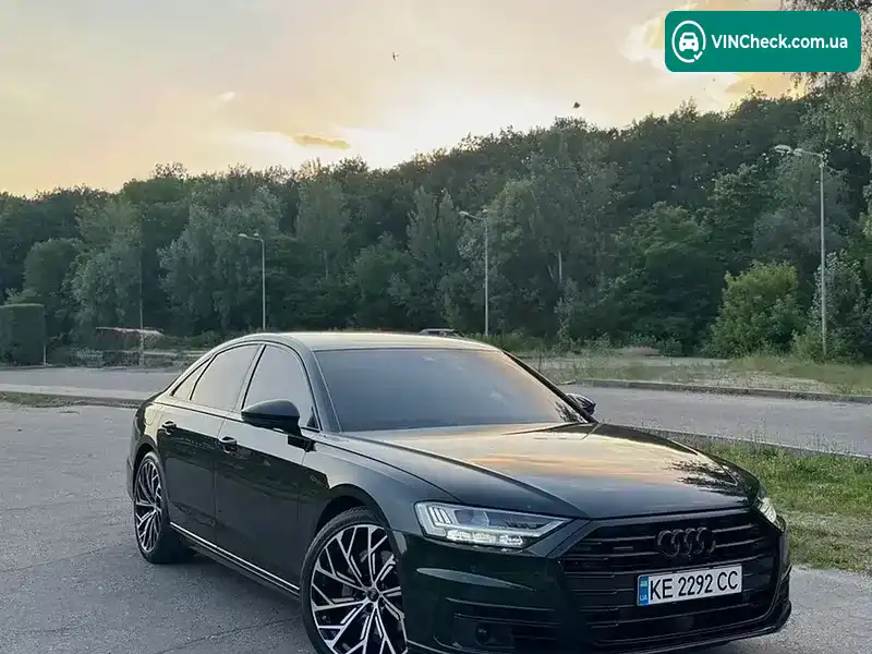 Audi A8 2018, фото з оголошення 1 з 20, VIN WAUZZZF80KN009993
