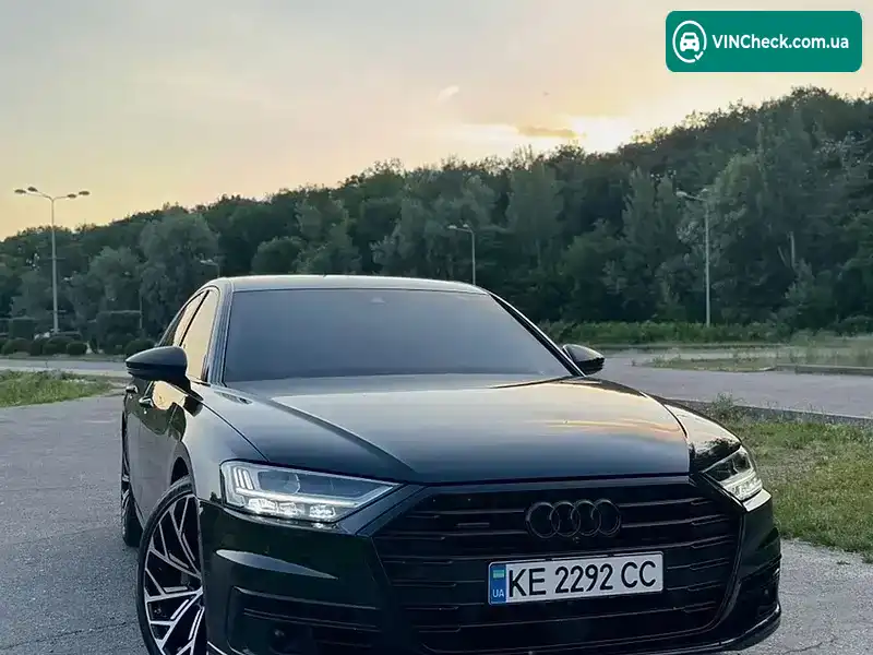 Audi A8 2018, фото з оголошення 2 з 20, VIN WAUZZZF80KN009993