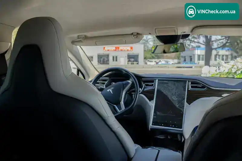 Tesla Model S 2015, фото з оголошення 2 з 20, VIN 5YJSA1E21FF118235