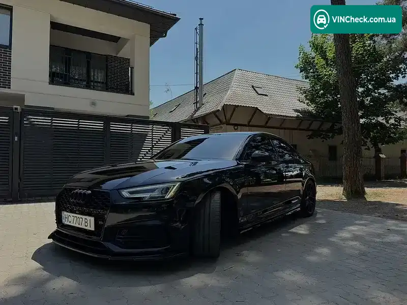 Audi A4 2015, фото з оголошення 1 з 16, VIN WAUENAF47HN001083
