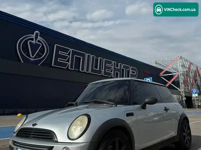 MINI Cooper 2004, фото з оголошення 2 з 20, VIN WMWRA31060TA55989