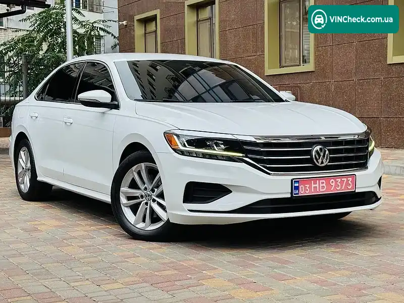 Volkswagen Passat 2020, фото з оголошення 2 з 20, VIN 1VWSA7A30LC010602