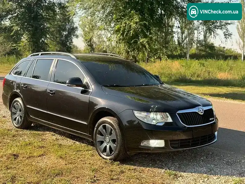 Skoda Superb 2013, фото з оголошення 2 з 20, VIN TMBJJ73T7D9041548