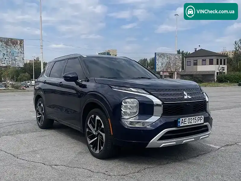 Mitsubishi Outlander 2021, фото з оголошення 2 з 13, VIN JA4J3VA83NZ010628