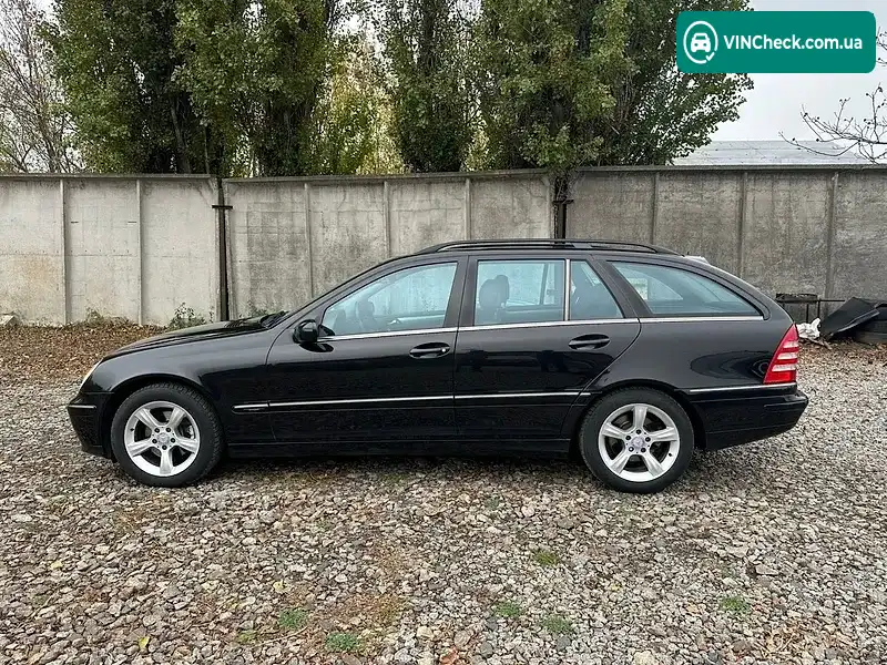 Mercedes-Benz C-Class 2007, фото з оголошення 2 з 20, VIN WDB2032081F937983