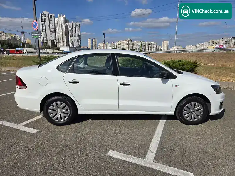 Volkswagen Polo 2018, фото з оголошення 2 з 20, VIN XW8ZZZ61ZKG017482