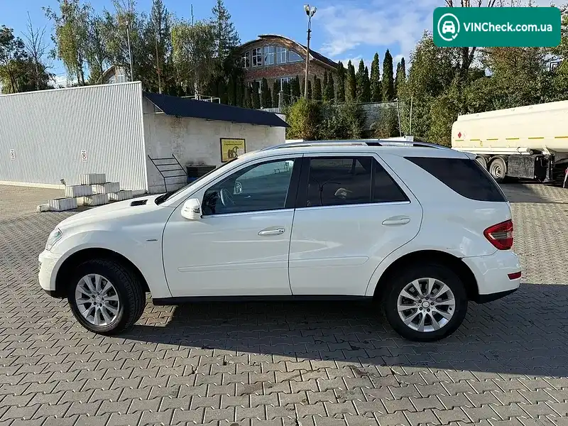 Mercedes-Benz M-Class 2011, фото з оголошення 2 з 20, VIN WDC1641251A726775