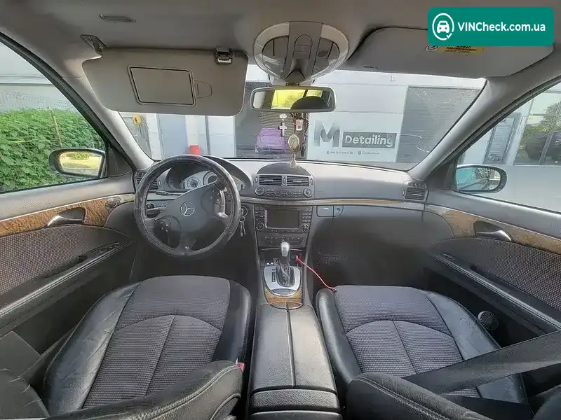 Mercedes-Benz E-Class 2004, фото з оголошення 2 з 12, VIN WDB2112161A552428