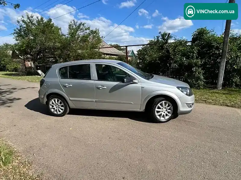 Opel Astra 2008, фото з оголошення 2 з 11, VIN W0L0AHL4882154219