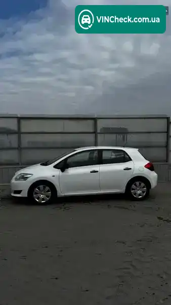 Toyota Auris 2009, фото з оголошення 1 з 13, VIN SB1KN56E20F055352