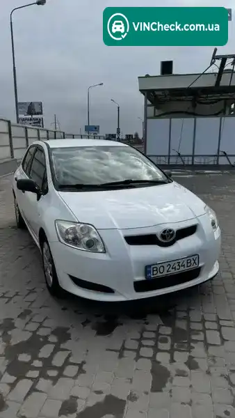 Toyota Auris 2009, фото з оголошення 2 з 13, VIN SB1KN56E20F055352