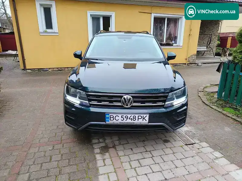 Volkswagen Tiguan 2019, фото з оголошення 2 з 20, VIN 3VV1B7AX8KM111495