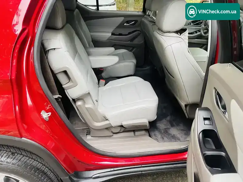 Chevrolet Traverse 2020, фото з оголошення 1 з 21, VIN 1GNERHKW6LJ226240