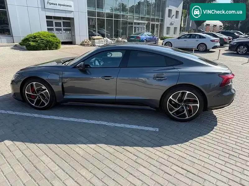 Audi e-tron GT 2022, фото з оголошення 1 з 20, VIN WAUZZZFW3N7006920