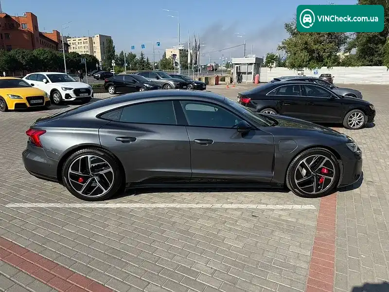 Audi e-tron GT 2022, фото з оголошення 2 з 20, VIN WAUZZZFW3N7006920