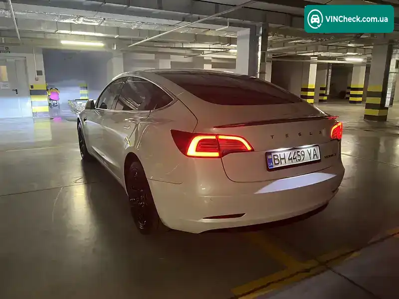Tesla Model 3 2019, фото з оголошення 1 з 20, VIN 5YJ3E1EA0KF331638