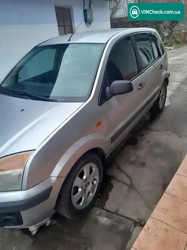 Ford Fusion 2007, фото з оголошення 2 з 11, VIN WF0UXXGAJU7U43600