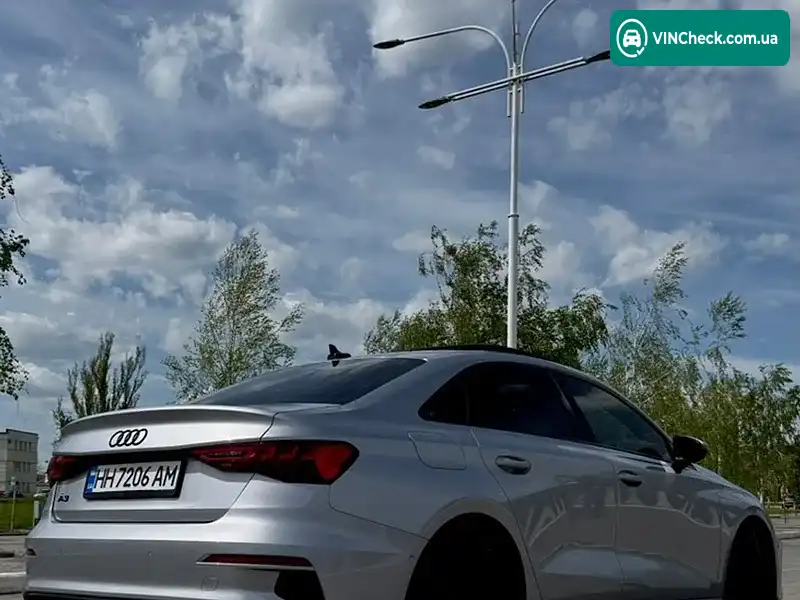 Audi A3 2023, фото з оголошення 2 з 10, VIN WAUAUDGY5PA114749
