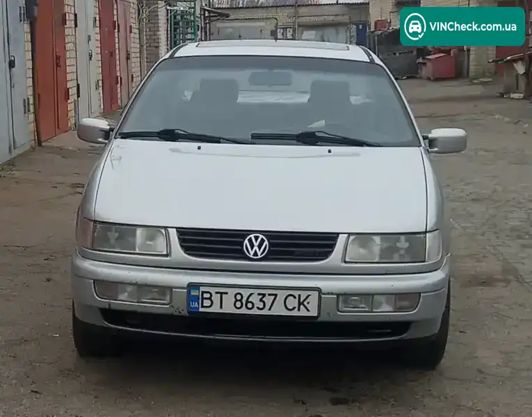 Volkswagen Passat 1994, фото з оголошення 1 з 21, VIN WVWZZZ3AZRE179674