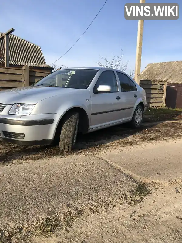 Volkswagen Bora 2000, фото з оголошення 2 з 12, VIN WVWZZZ1JZYW758877