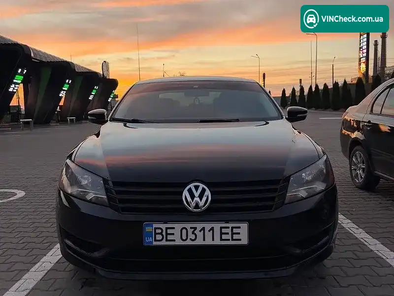 Volkswagen Passat 2012, фото з оголошення 1 з 20, VIN 1VWBP7A35DC057298
