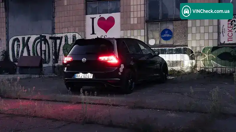 Volkswagen Golf 2016, фото з оголошення 2 з 20, VIN 3VW5T7AU2GM055142