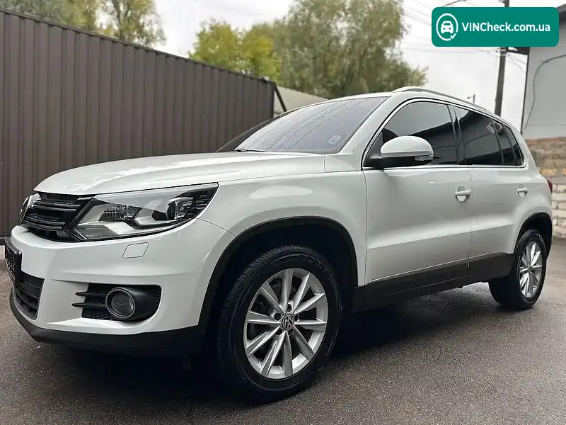 Volkswagen Tiguan 2015, фото з оголошення 1 з 20, VIN WVGZZZ5NZFW610984