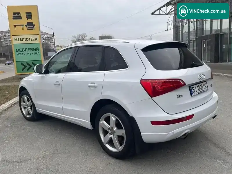 Audi Q5 2011, фото з оголошення 2 з 21, VIN WA1LFBFPXCA050814