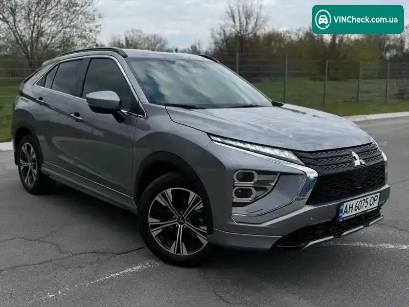 Mitsubishi Eclipse Cross 2021, фото з оголошення 2 з 21, VIN JMBXTGK2WMZ000933