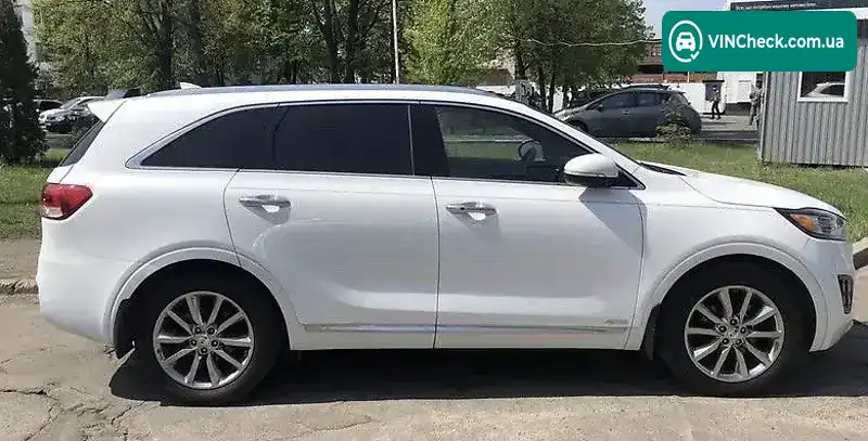 Kia Sorento 2015, фото з оголошення 1 з 14, VIN 5XYPKDA57GG073008