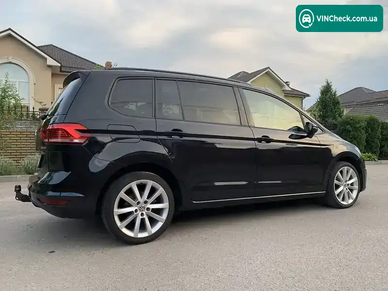 Volkswagen Touran 2017, фото з оголошення 1 з 20, VIN WVGZZZ1TZJW040812