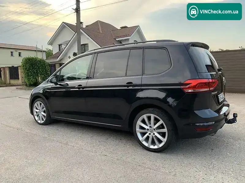 Volkswagen Touran 2017, фото з оголошення 2 з 20, VIN WVGZZZ1TZJW040812