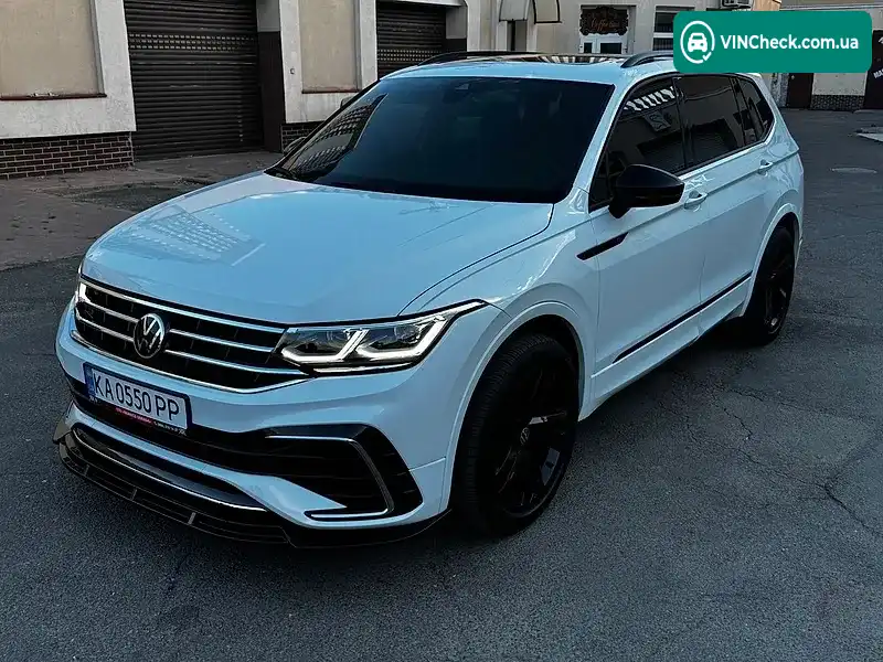 Volkswagen Tiguan 2024, фото з оголошення 1 з 20, VIN 3VV8B7AXXRM158634