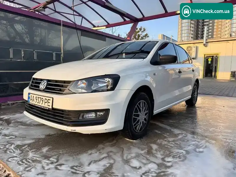 Volkswagen Polo 2016, фото з оголошення 2 з 15, VIN XW8ZZZ61ZHG016465
