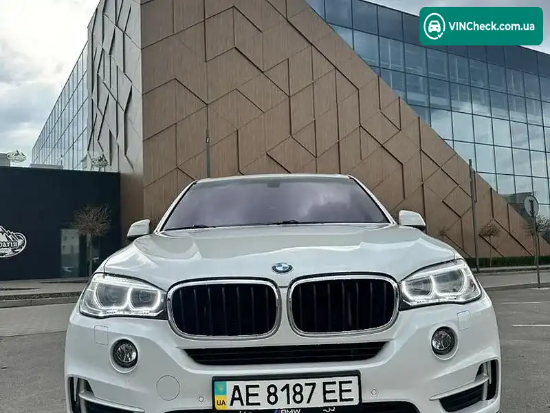 BMW X5 2015, фото з оголошення 1 з 16, VIN WBALS010900S32339