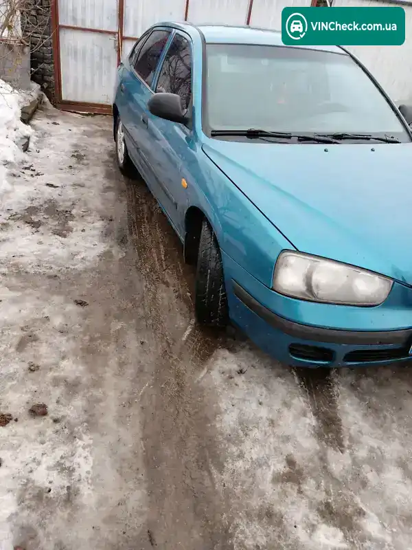 Hyundai Elantra 2003, фото з оголошення 2 з 9, VIN KMHDM51VP3U091395