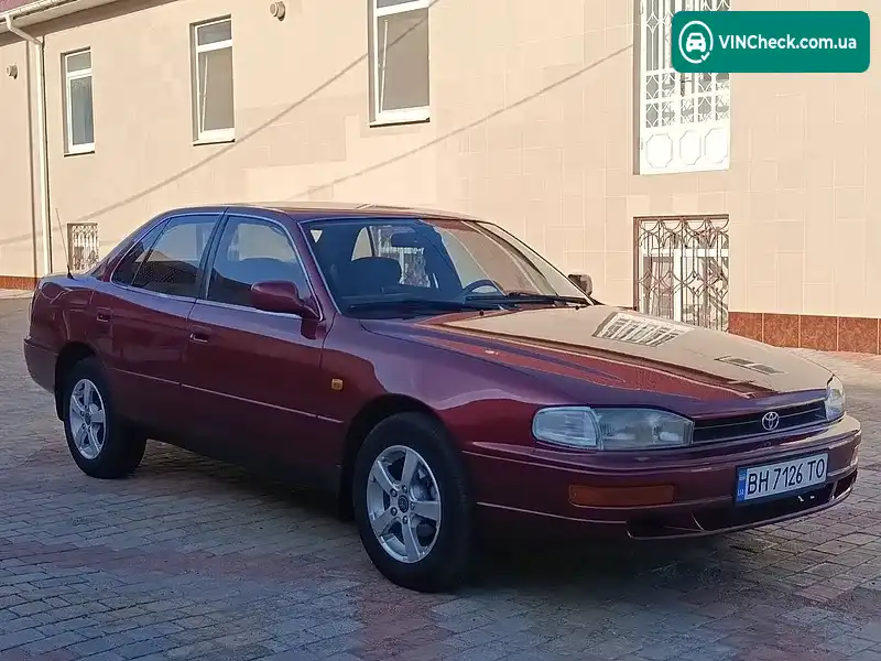 Toyota Camry 1993, фото з оголошення 2 з 20, VIN JT153SV1000075471
