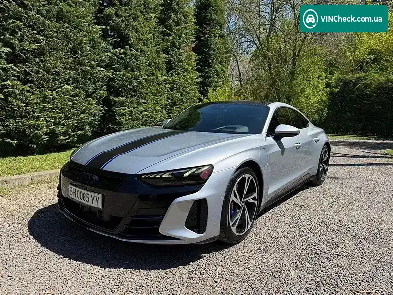 Audi e-tron GT 2021, фото з оголошення 2 з 21, VIN WAUDJBFW0N7003885