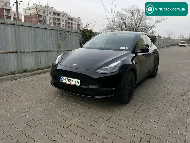 Tesla Model Y 2023, фото з оголошення 2 з 14, VIN 7SAYGAEE7PF896899