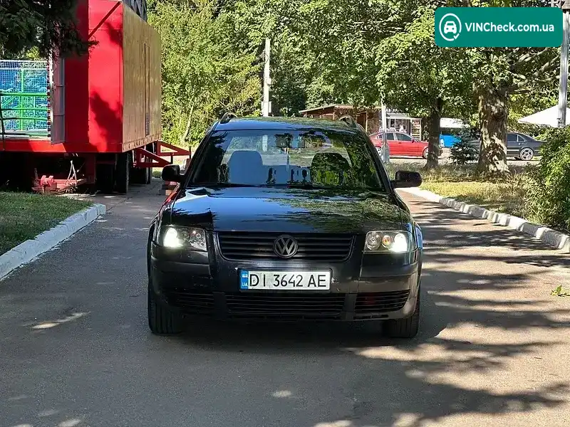 Volkswagen Passat 2002, фото з оголошення 2 з 9, VIN WVWZZZ3BZ2E267071