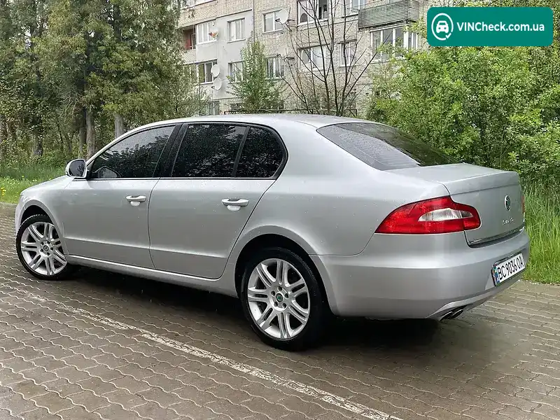 Skoda Superb 2012, фото з оголошення 2 з 20, VIN TMBAE73T4D9009760