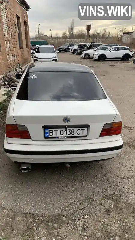 BMW 3 Series 1992, фото з оголошення 2 з 8, VIN WBACA41090AG80586