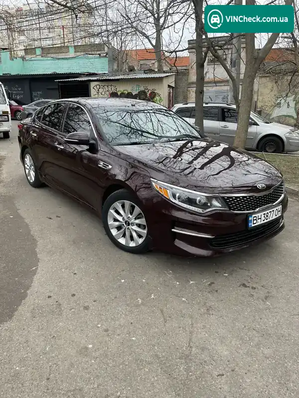 Kia Optima 2016, фото з оголошення 2 з 15, VIN 5XXGU4L37GG039662