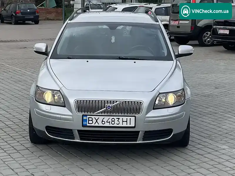 Volvo V50 2007, фото з оголошення 2 з 13, VIN YV1MW765272328869