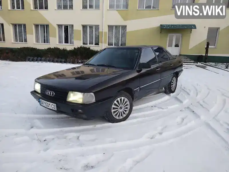 Audi 100 1985, фото з оголошення 1 з 9, VIN WAUZZZ44ZGN050479