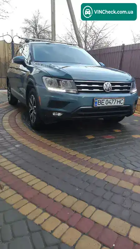 Volkswagen Tiguan 2021, фото з оголошення 2 з 20, VIN 3VV2B7AX4MM098221