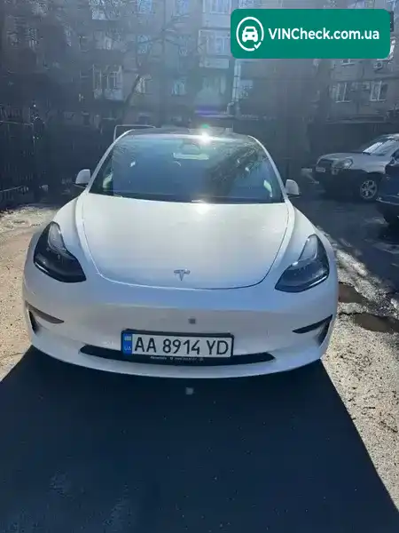 Tesla Model 3 2021, фото з оголошення 1 з 13, VIN 5YJ3E1EB4MF906657
